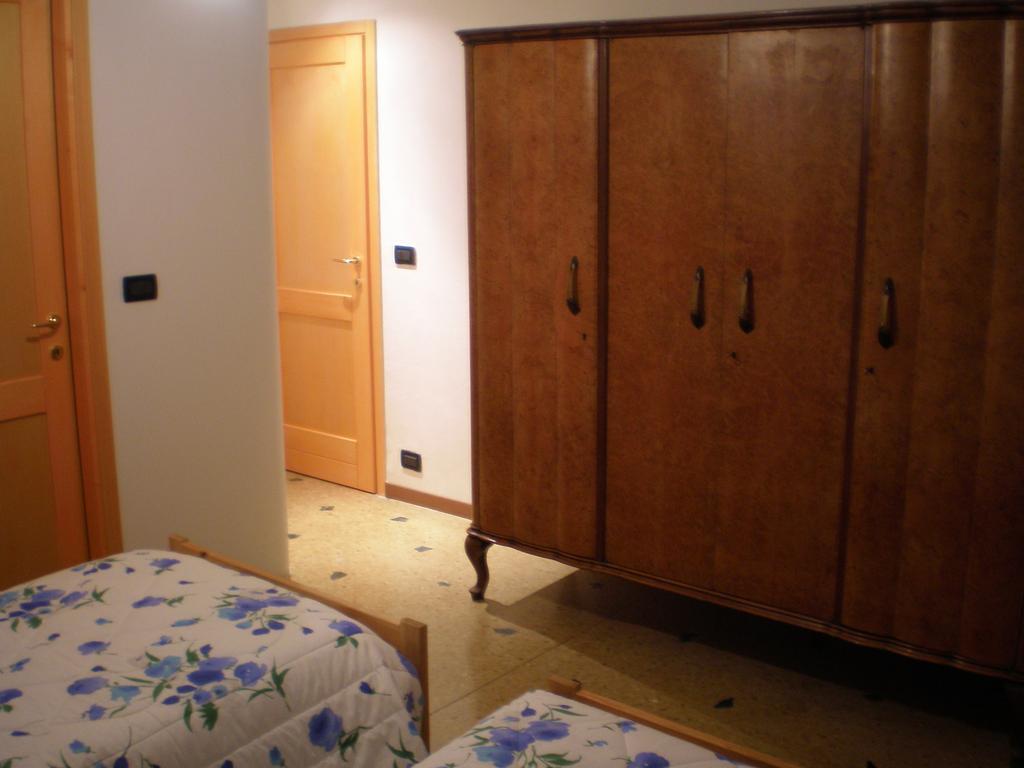 Bed And Breakfast Arcobaleno Bologna Rom bilde
